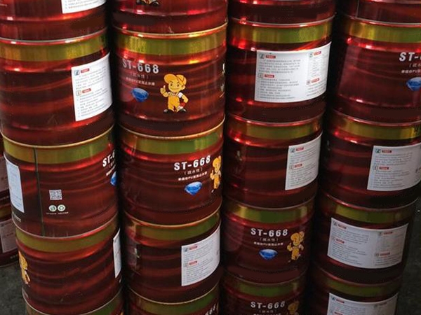 Water soluble polyurethane foaming water stop agent (grouting fluid)