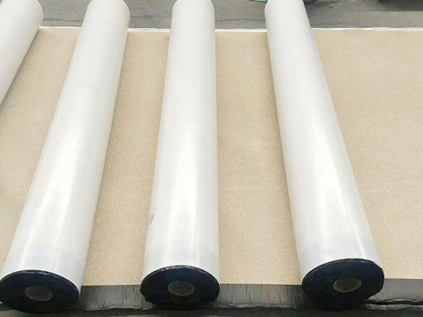 Self adhesive pre laid waterproof membrane