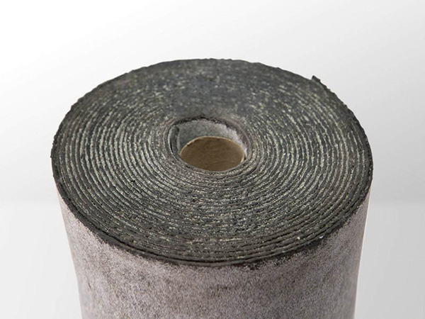 Modified asphalt waterproofing membrane for roads, bridges, and high-speed railways